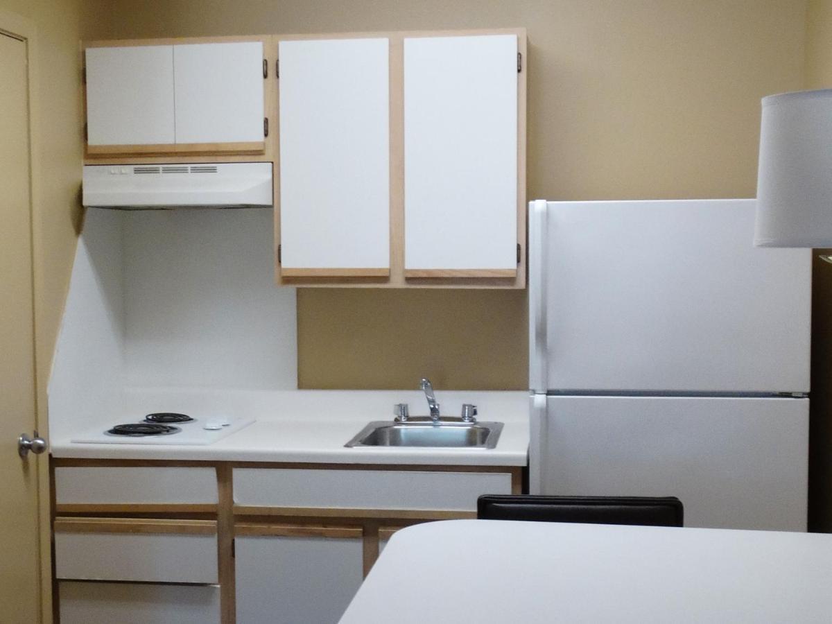 Extended Stay America Select Suites - Raleigh - Research Triangle Park - Hwy 55 Durham Buitenkant foto