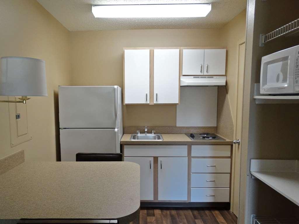 Extended Stay America Select Suites - Raleigh - Research Triangle Park - Hwy 55 Durham Kamer foto