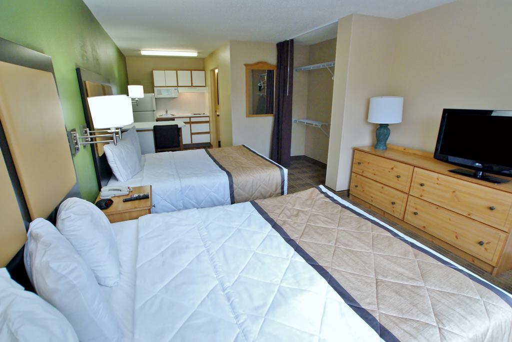 Extended Stay America Select Suites - Raleigh - Research Triangle Park - Hwy 55 Durham Buitenkant foto