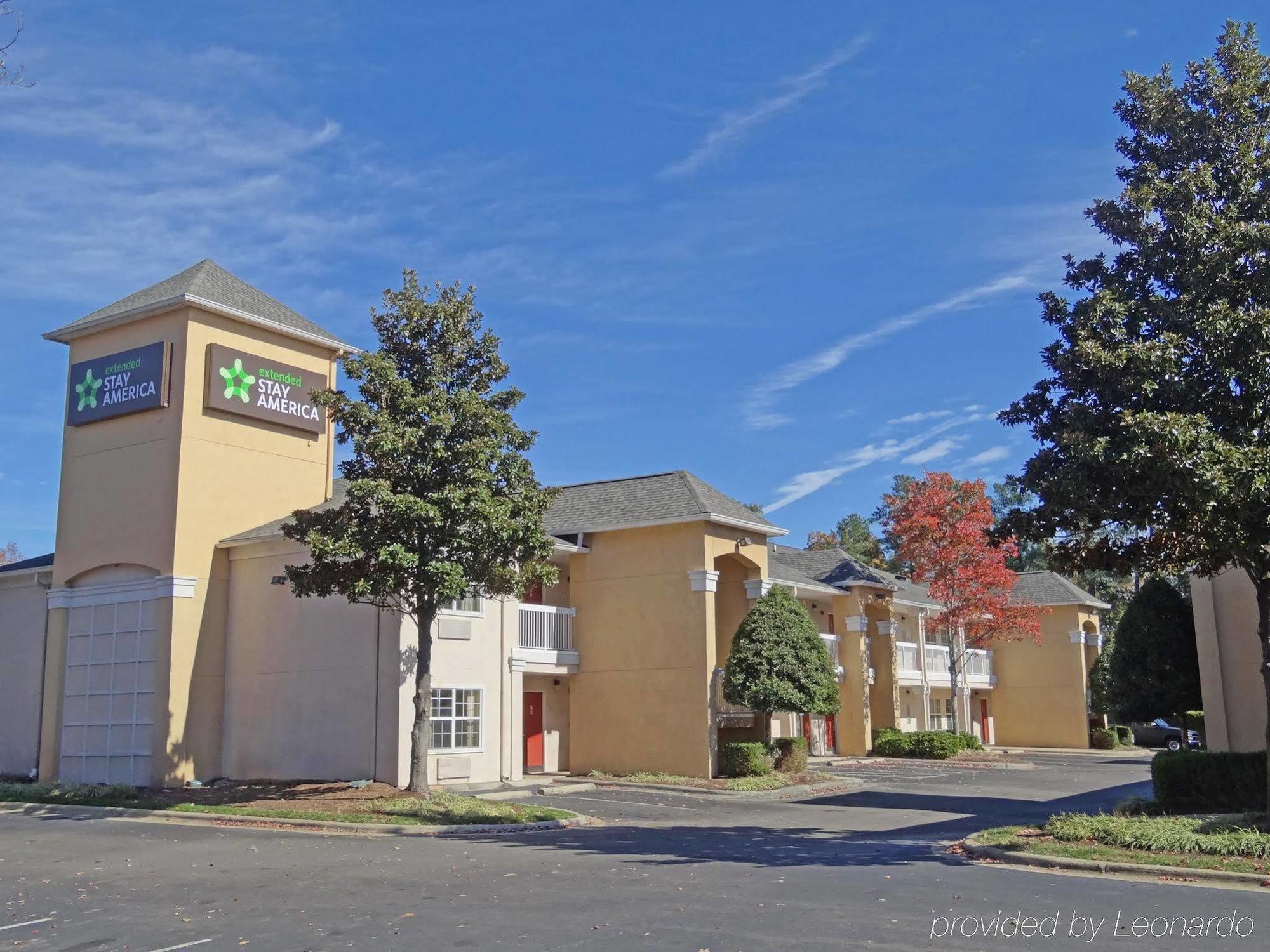 Extended Stay America Select Suites - Raleigh - Research Triangle Park - Hwy 55 Durham Buitenkant foto