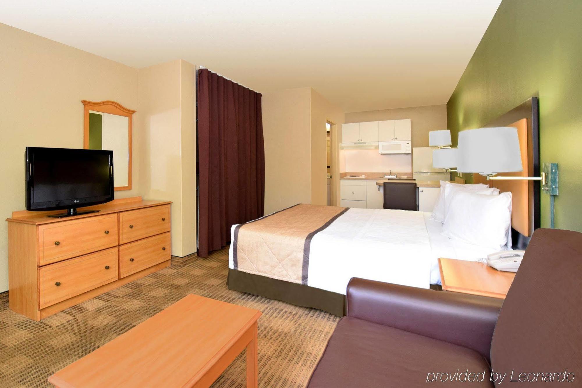 Extended Stay America Select Suites - Raleigh - Research Triangle Park - Hwy 55 Durham Buitenkant foto